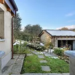 Charmingly Renovated Stone House Feriehus Cesara