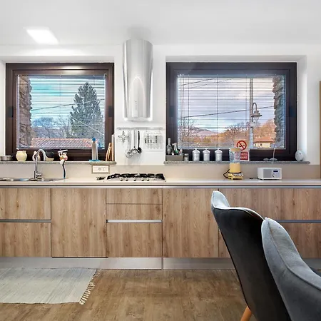 Charmingly Renovated Stone House Casa vacanze