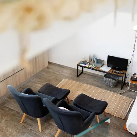 Charmingly Renovated Stone House *