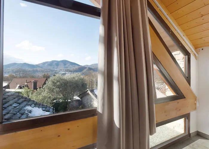 بيت للعطل Charmingly Renovated Stone House Cesara