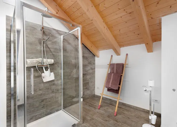 Charmingly Renovated Stone House Holiday home *